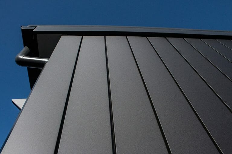 Taking a closer look at Interlocking/V25 - Metal Cladding Systems